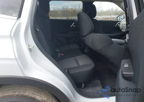 2024 Mitsubishi Outlander Es 2.5 S-Awc из США, поврежденный, VIN JA4J4UA88RZ023937